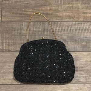 Vintage Richere Beaded Handbag Gold Chain Strap Black Elegant Formal Clamshell